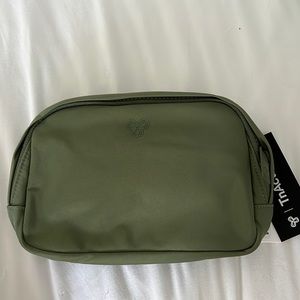 TNAction Green belt bag